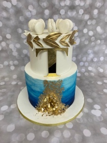 Cake-Boys-Gold-Macaroons-Birthday-Cake